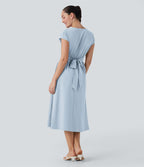 Robe midi Breezeful™ col V manches courtes à liens dans le dos séchage rapide avec poches latérales