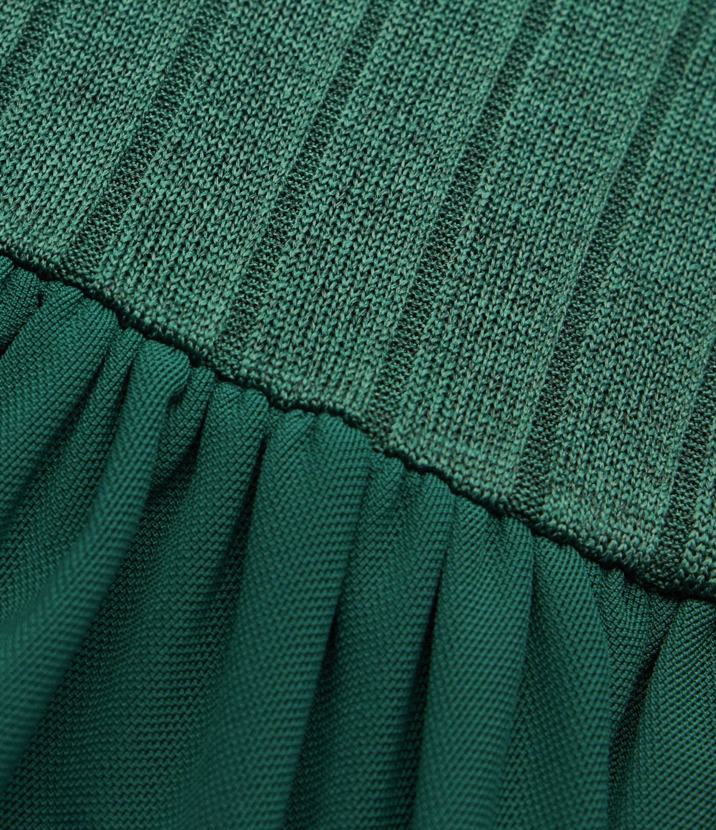 Robe casual mini fluide col rond à manches courtes avec mesh contrasté