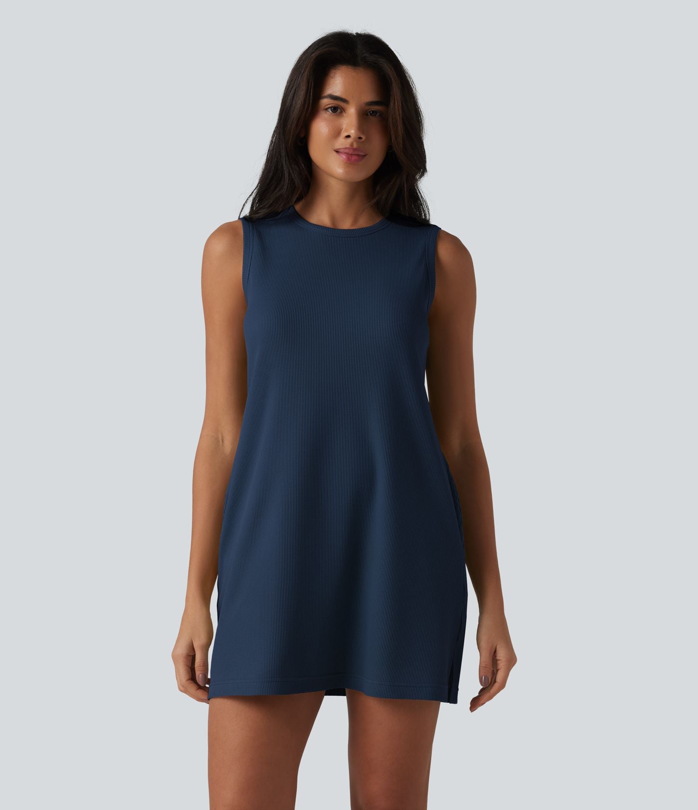 Robe mini gaufrée en coton col rond sans manches avec poches