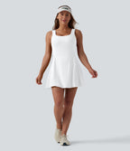 Robe de sport mini 2-en-1 SoftlyZero™ Airy col U poches effet frais InstantCool danse bonnets E-G, accès facile Easy Peasy