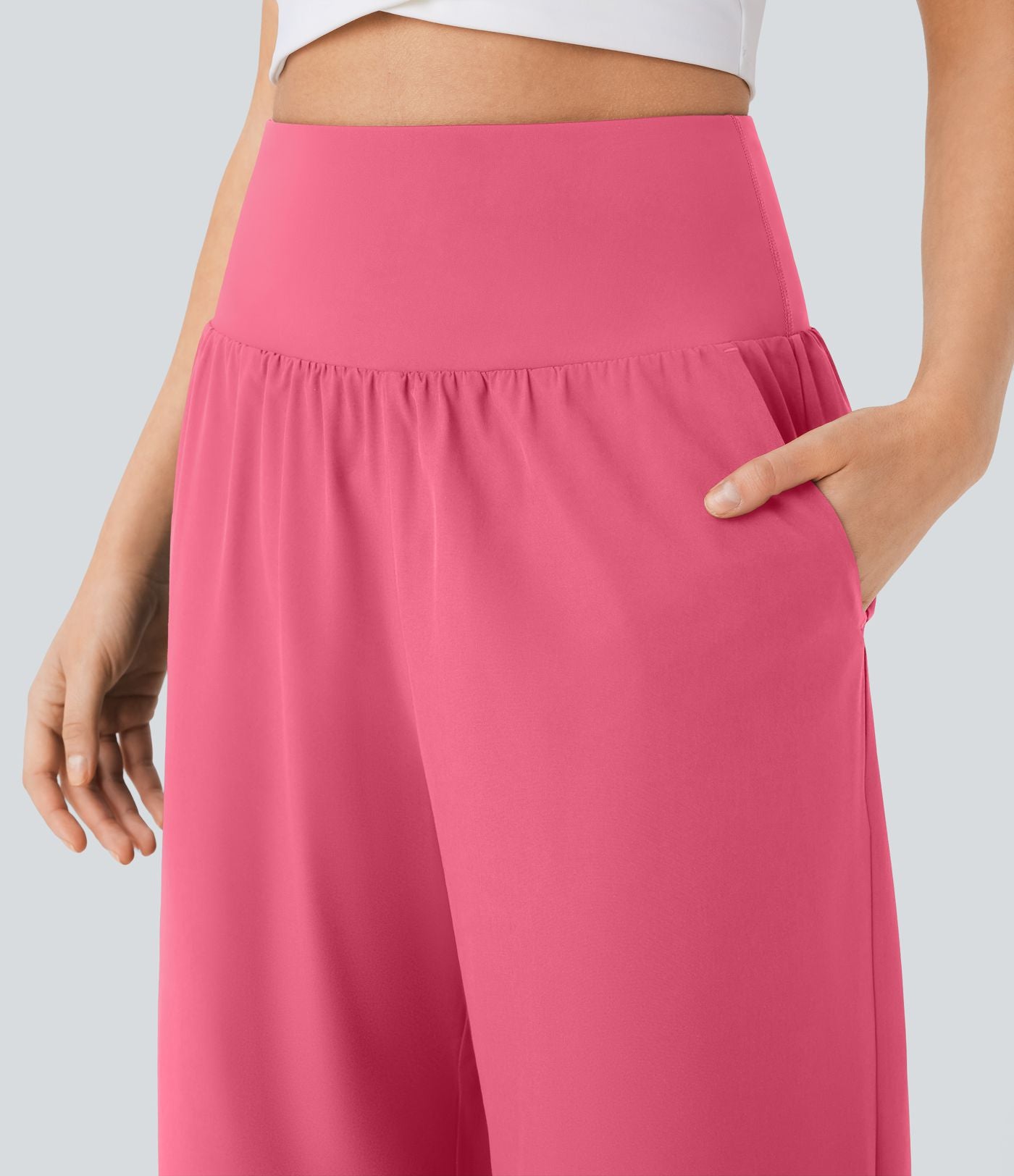 Pantalon fluide resort Breezeful™ à séchage rapide, coupe fendue et effet ventre plat