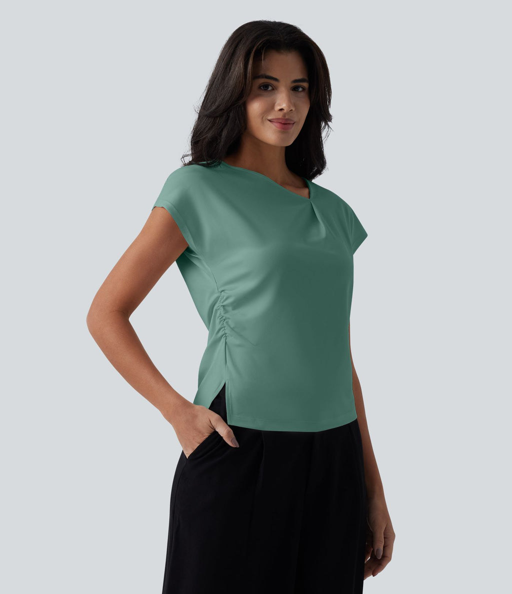 Blouse tailleur asymétrique col drapé manches courtes avec fronces et ourlet fendu