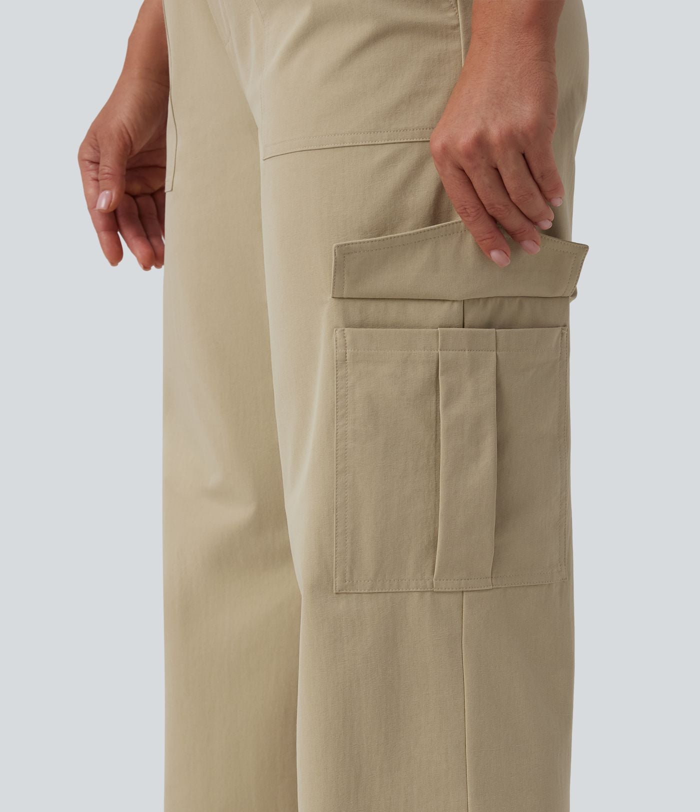 Pantalon décontracté coupe droite taille mi-haute avec poches