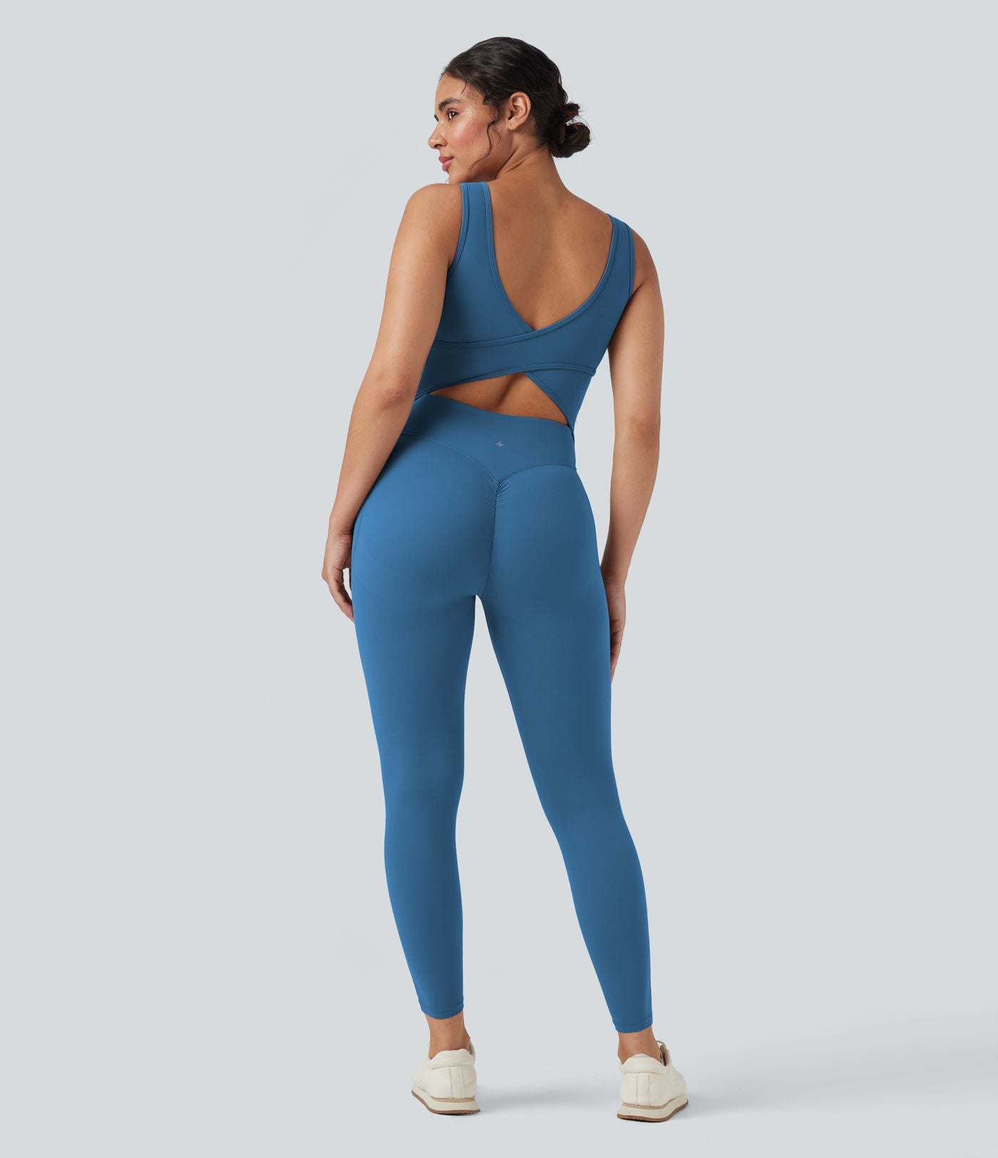Combinaison de sport Halara UltraSculpt™ col V gainante push-up à poches