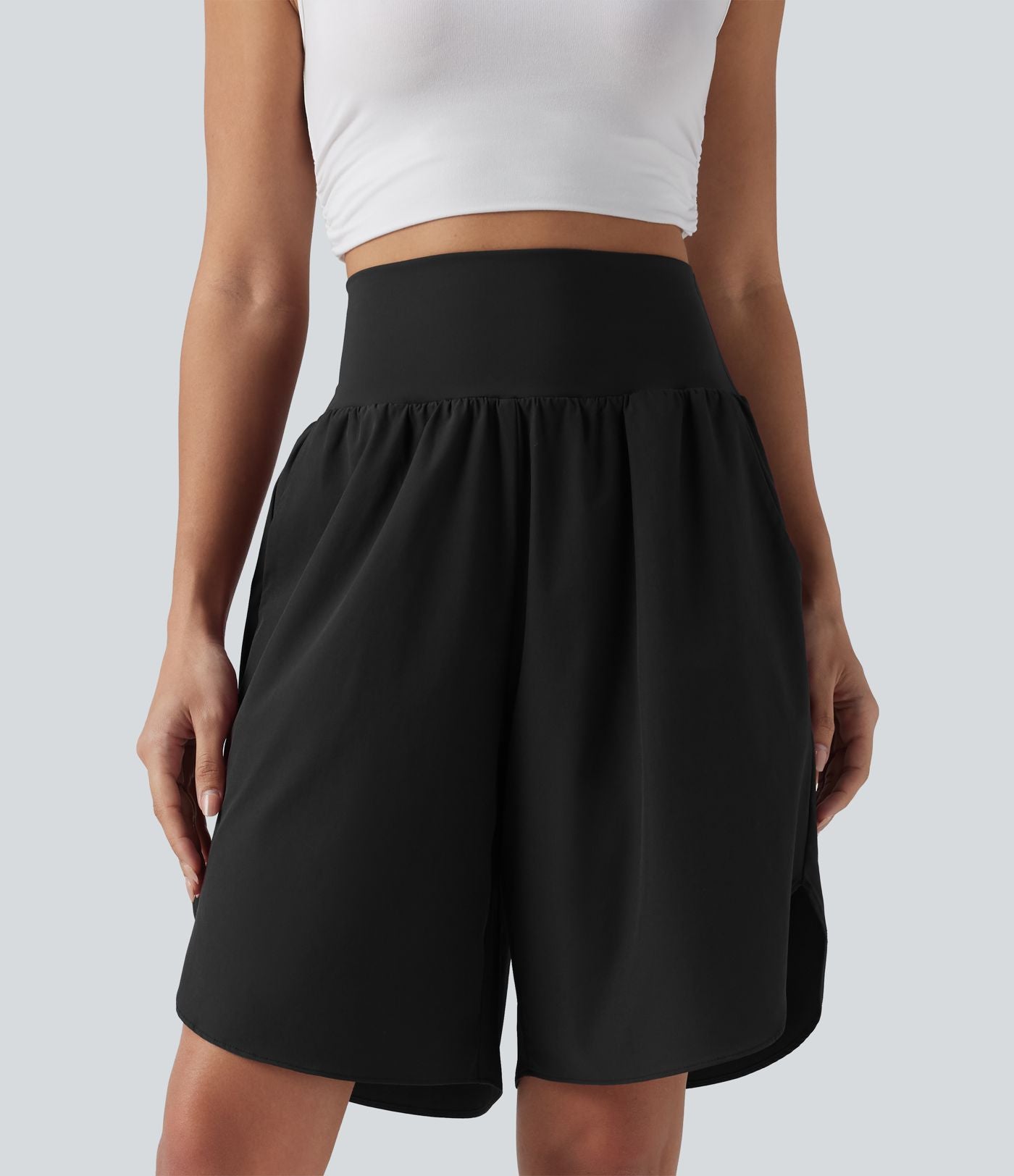 Short resort taille haute gainant séchage rapide avec fentes Breezeful™ et poches