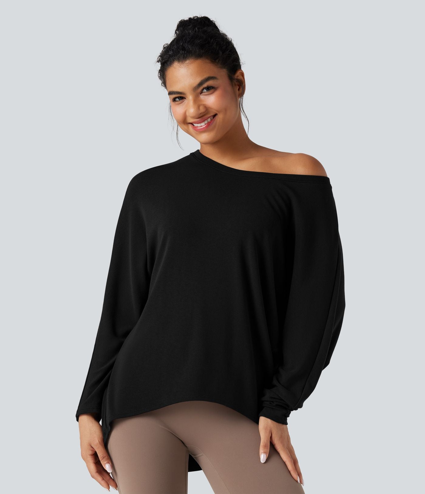 Top thermique oversize col échancré manches longues ourlet asymétrique
