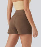 Short tailleur plissé taille haute avec poches