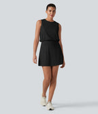 Robe de sport mini de yoga SoftlyZero™ col rond sans manches 2-en-1 effet frais InstantCool avec poches, accès facile Easy Peasy