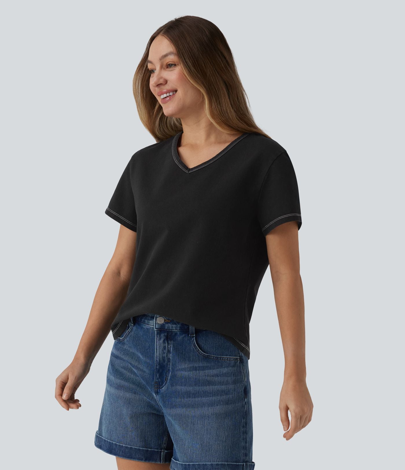 Halara Flex™ T-shirt en denim col V manches courtes