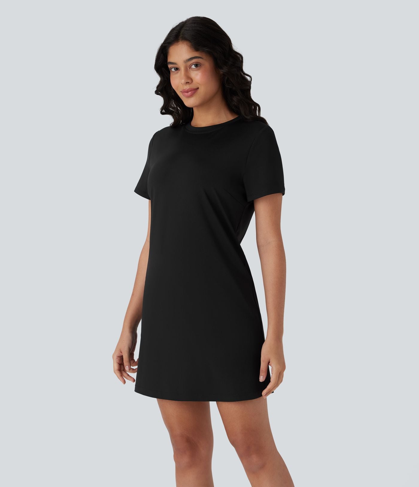Robe tee-shirt mini décontractée unie col rond à manches courtes