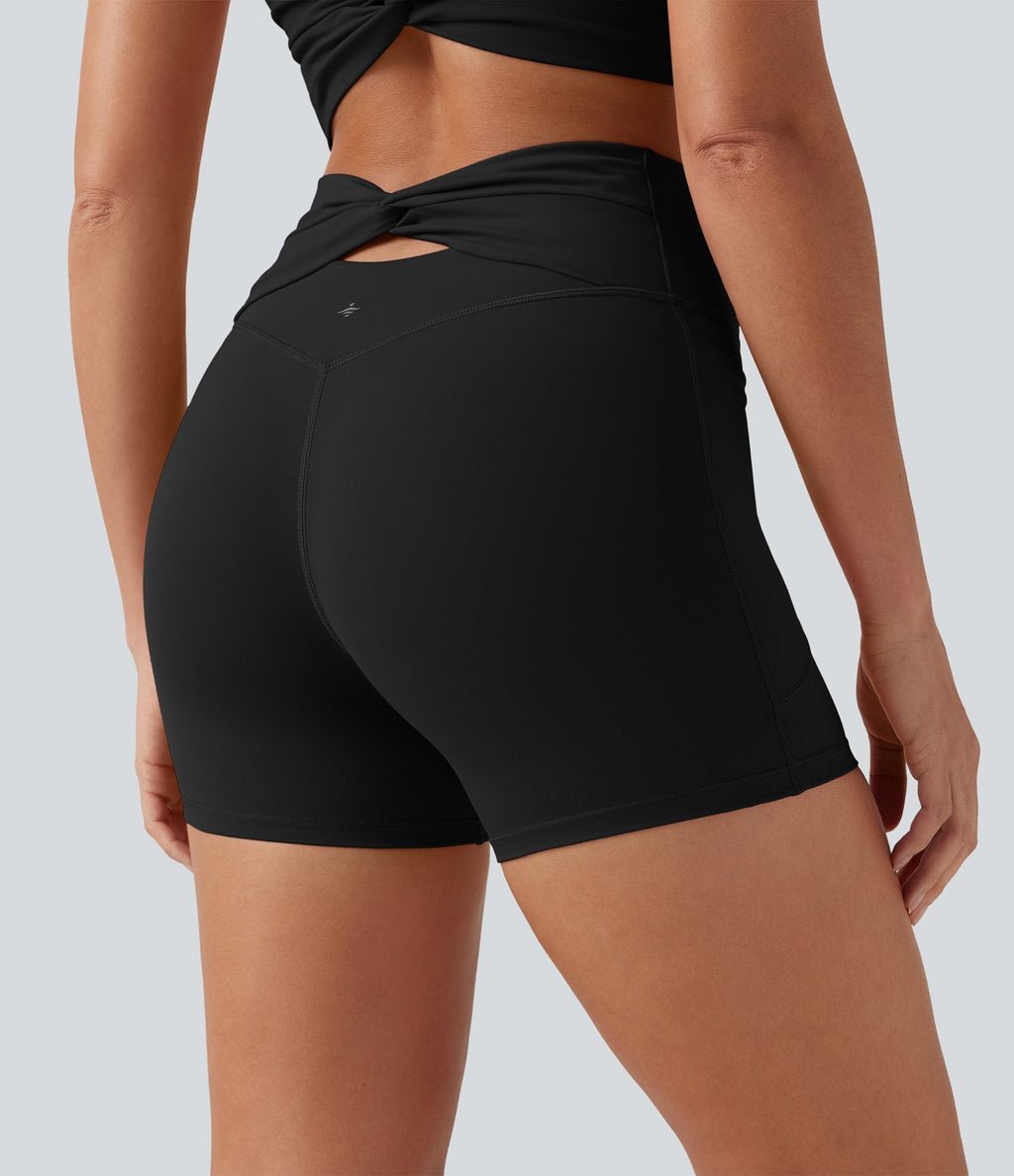 Short de yoga cycliste SoftlyZero™ Plush taille haute dos torsadé 12,5 cm avec poches