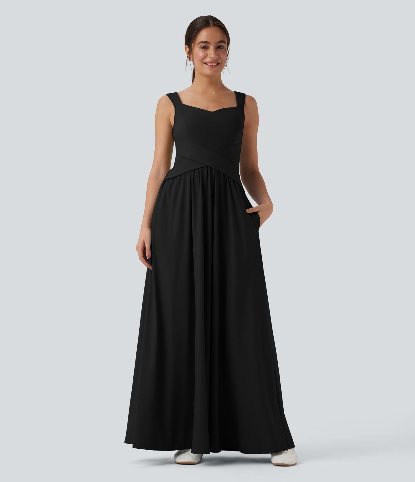 Robe maxi fluide dos nu, avec brassière intégrée et poches