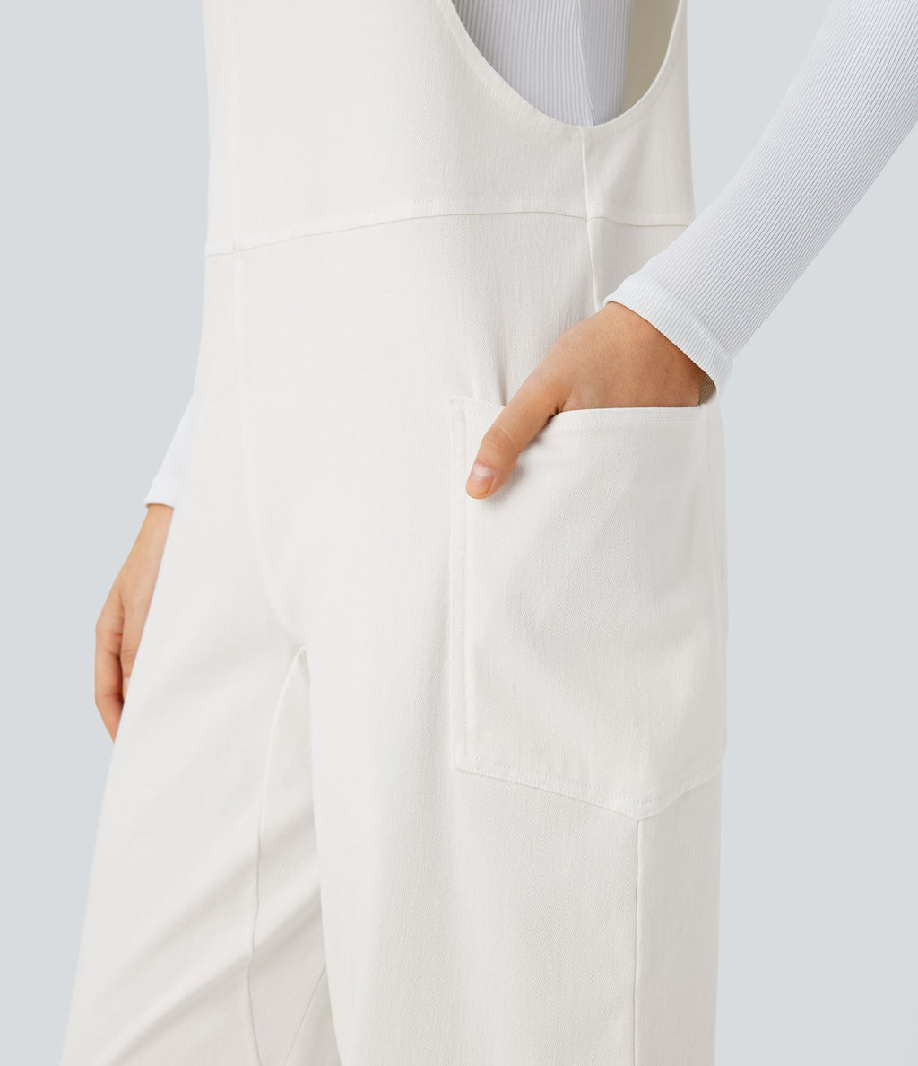 Salopette décontractée Halara Flex™ en denim extensible délavé, col V et poches latérales