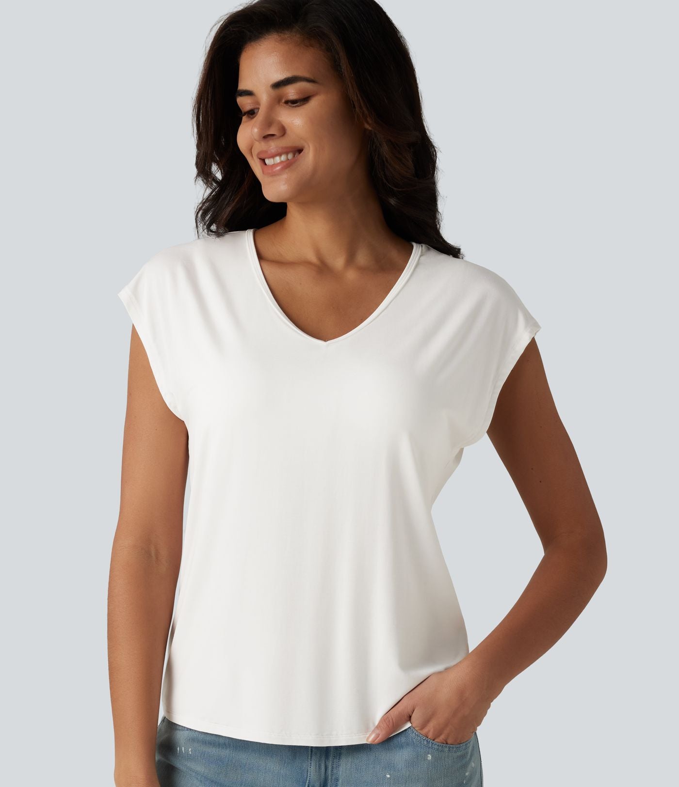 T-shirt décontracté à col V, manches courtes et soutien-gorge intégré bonnets B-DD