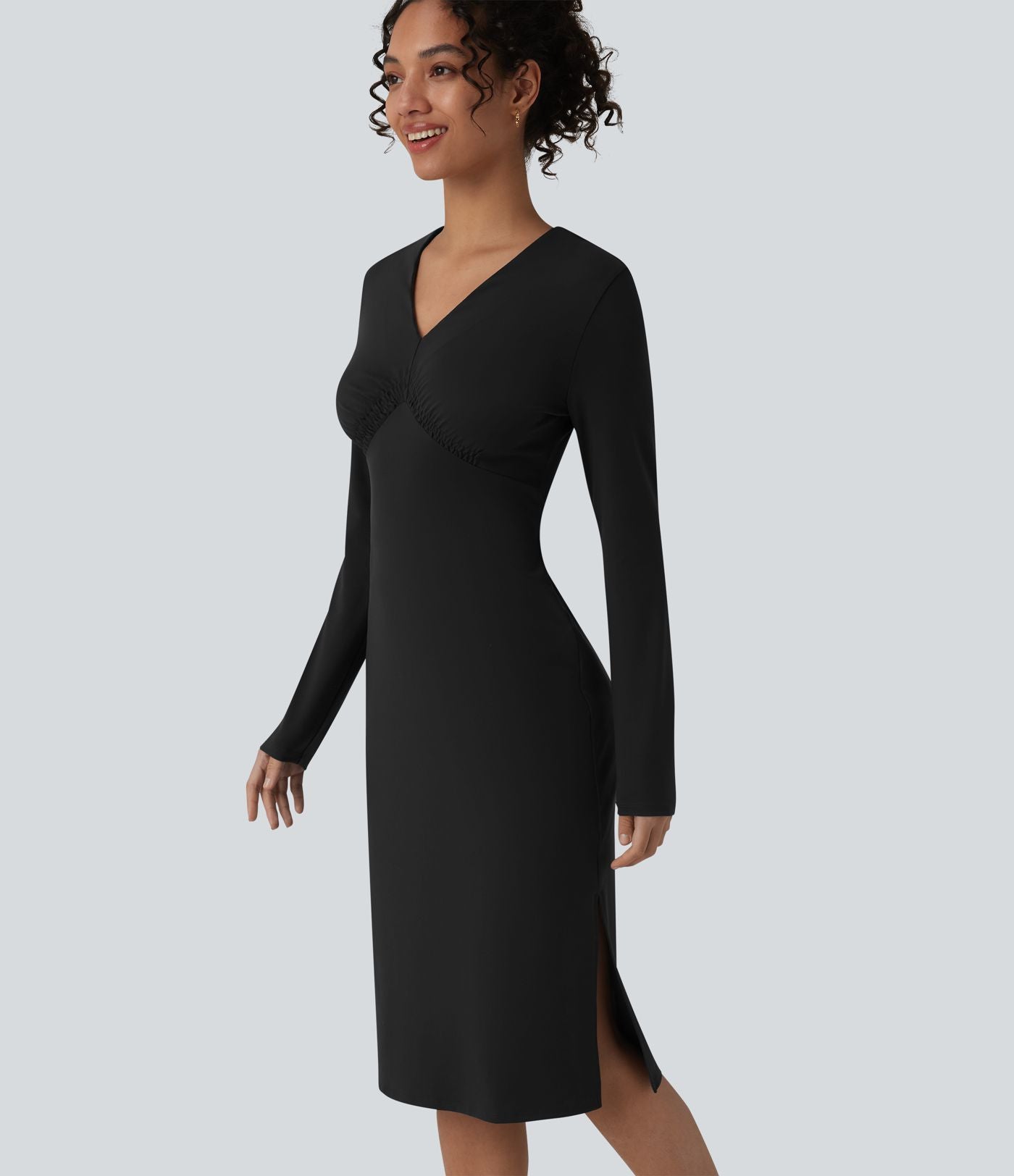 Robe midi col V manches longues froncée avec fente - Idéale pour le bureau