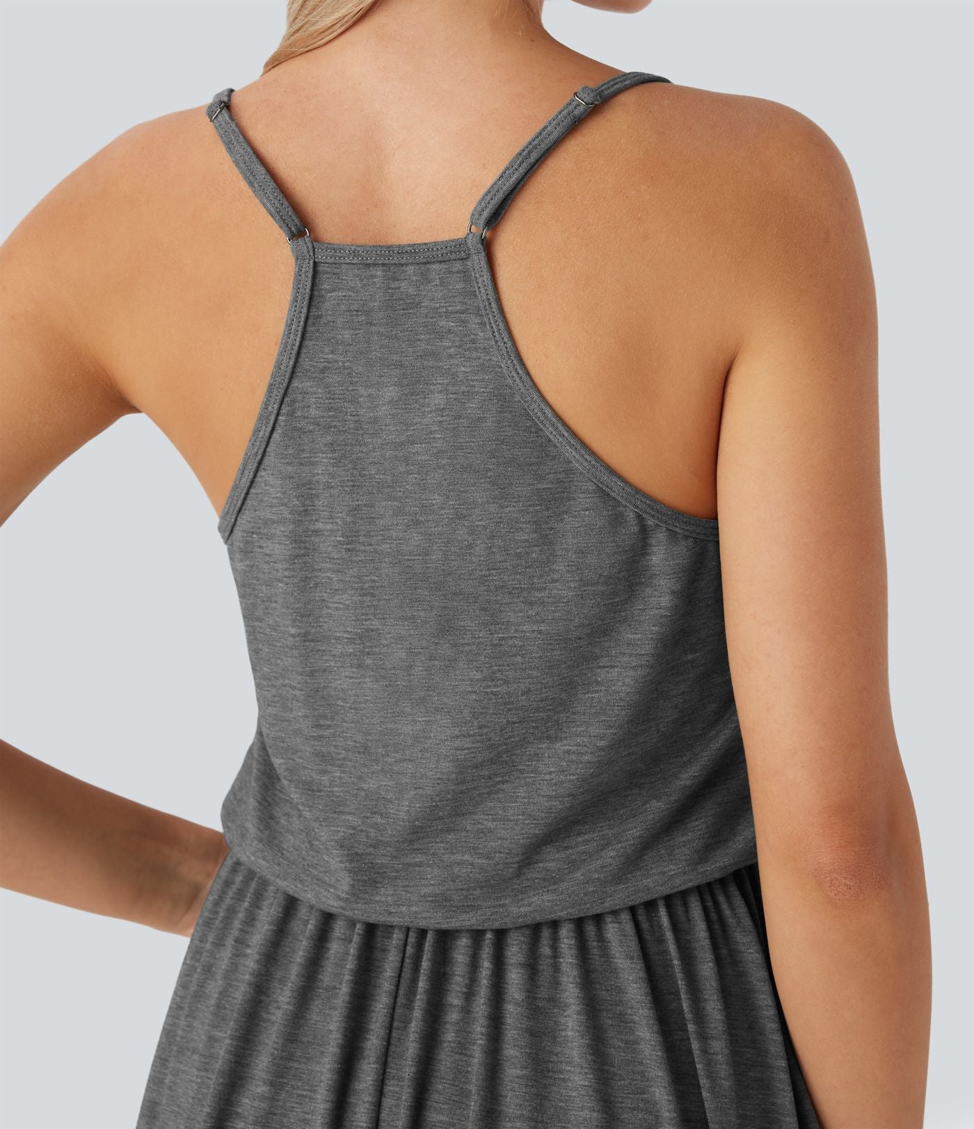 Robe longue fluide type nuisette à bretelles ajustables avec poches