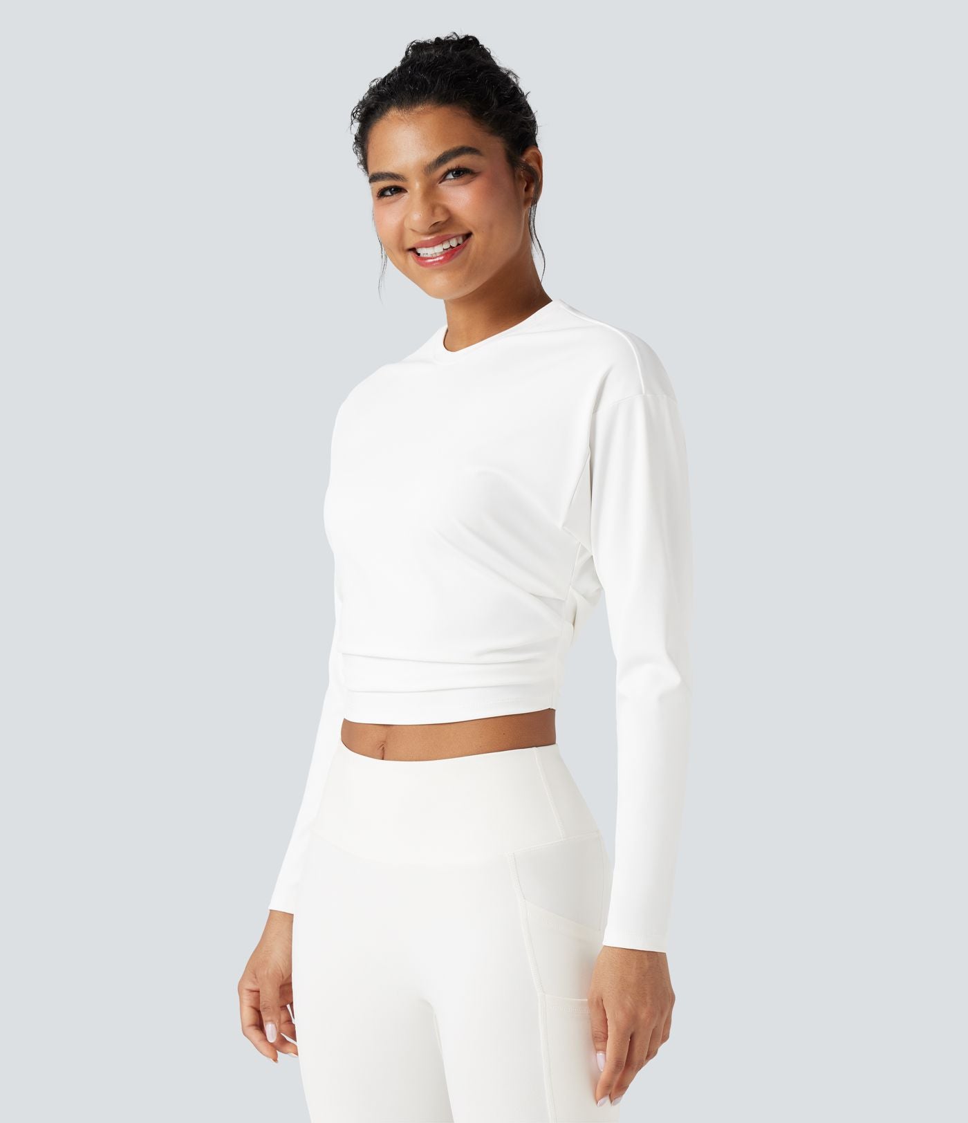 Top de sport yoga court froncé col rond manches longues