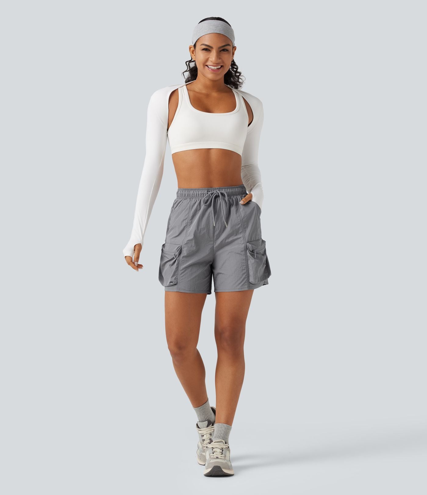 Short cargo de sport taille haute avec cordon de serrage et poches