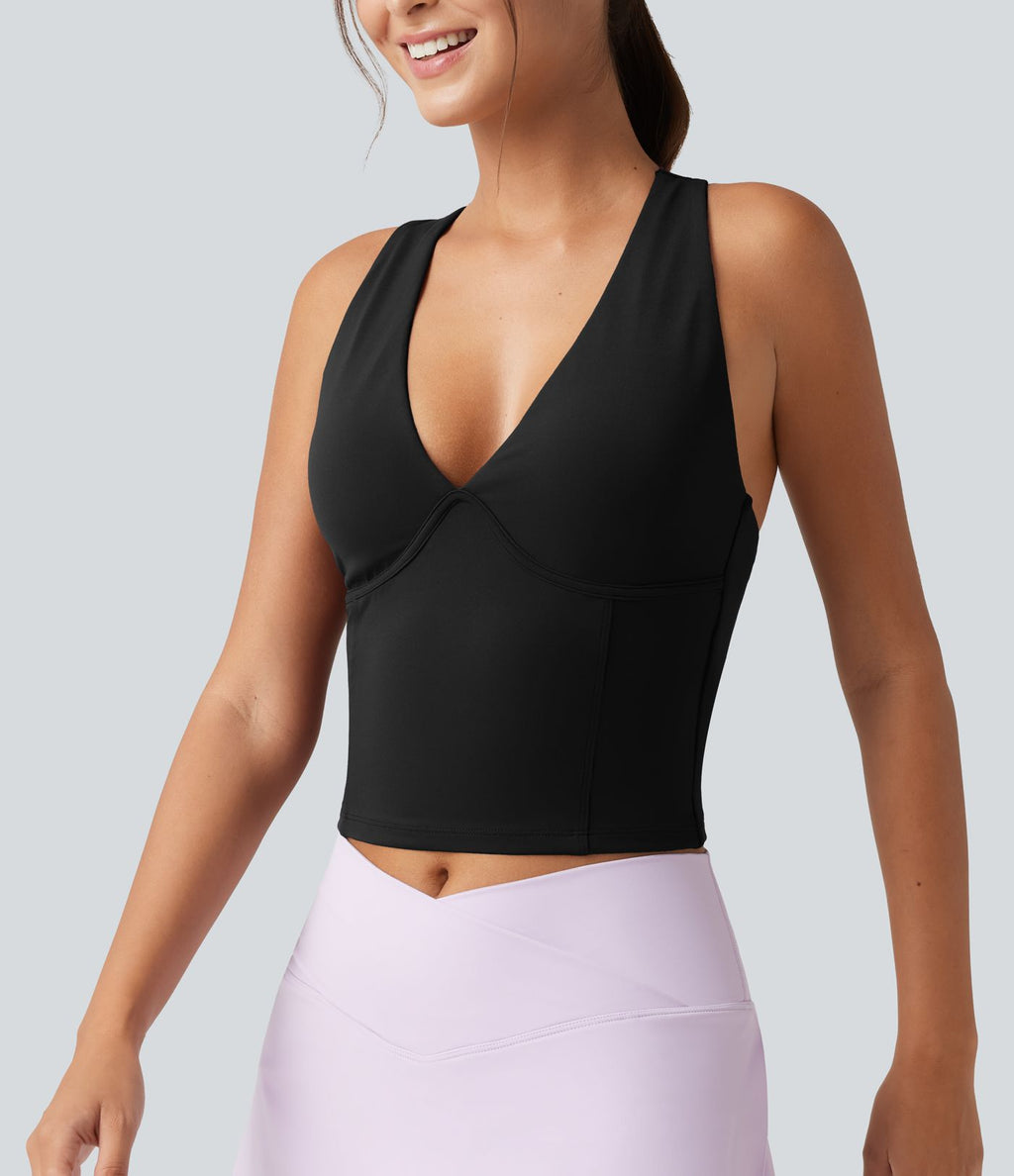 Débardeur de yoga SoftlyZero™ à col V, bretelles croisées, coussinets amovibles et protection solaire UPF 50+