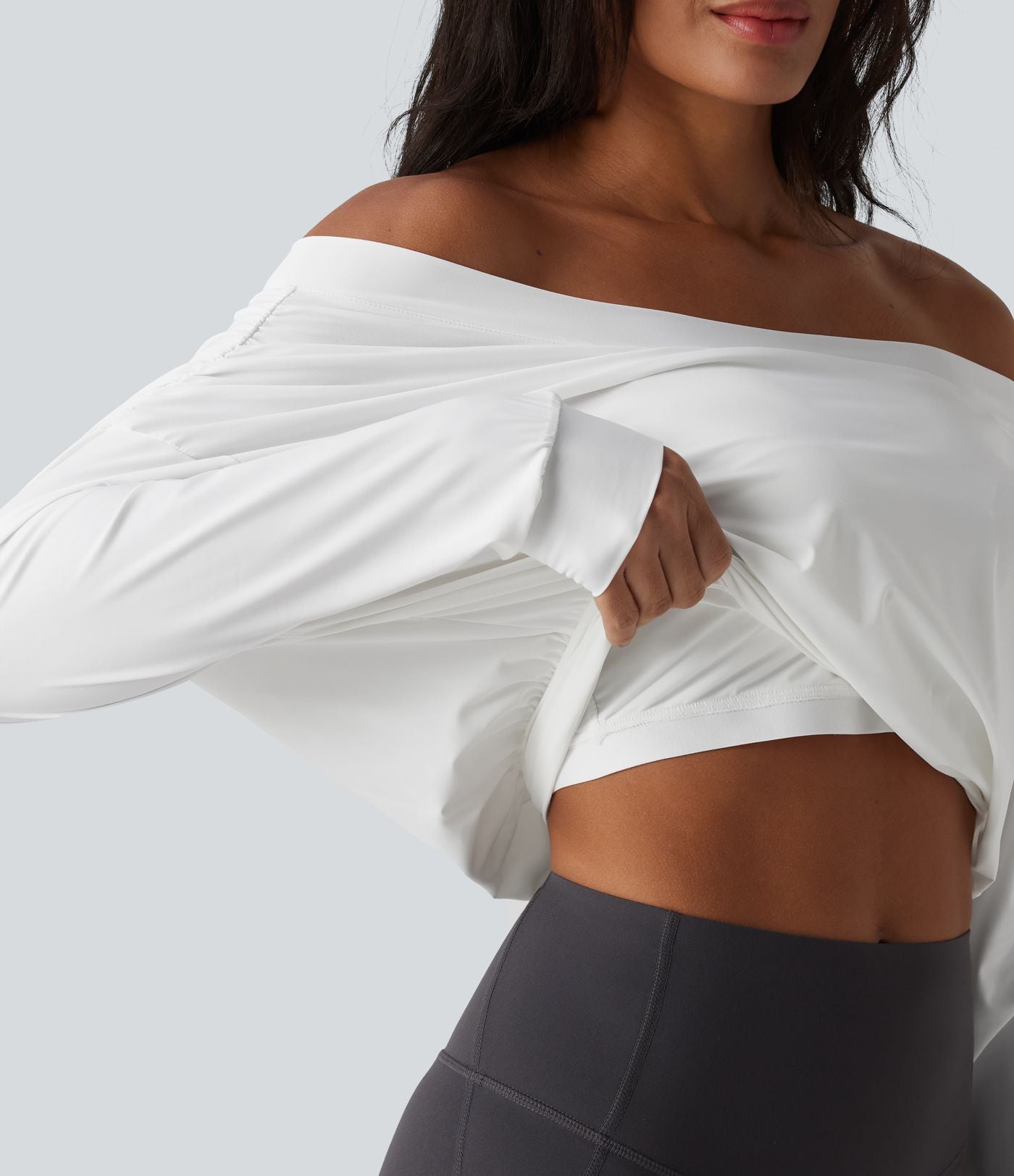 Haut de sport yoga épaules dénudées manches longues oversize effet frais InstantCool séchage rapide