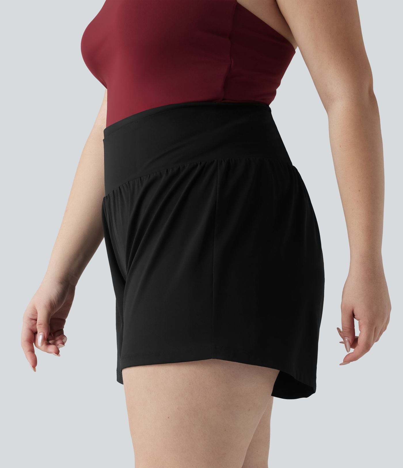 Short de yoga SoftlyZero™ Airy grande taille effet gainant 2-en-1 effet frais, entrejambe 13cm taille haute avec poches