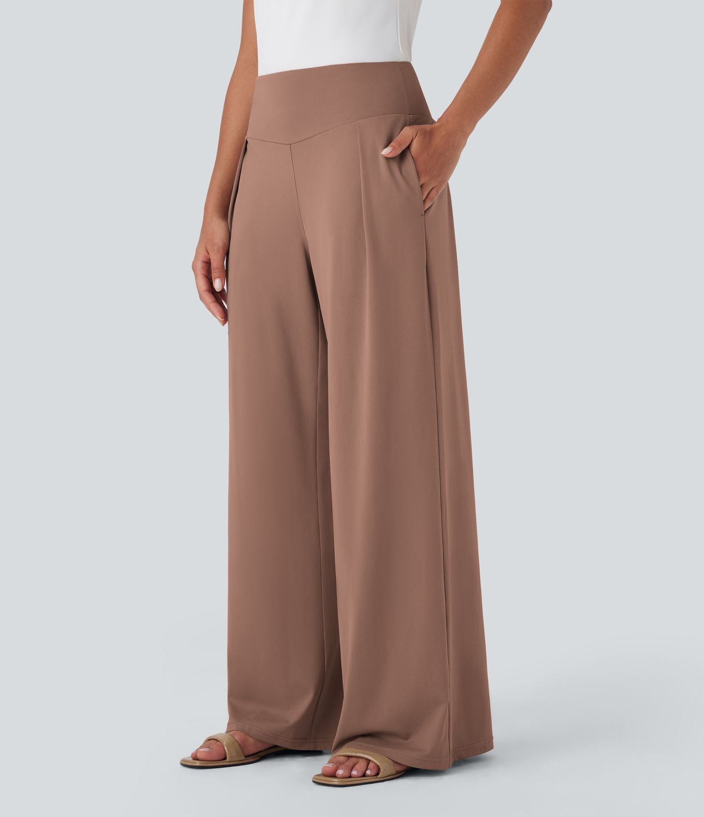 Pantalon large fluide taille haute avec poches latérales