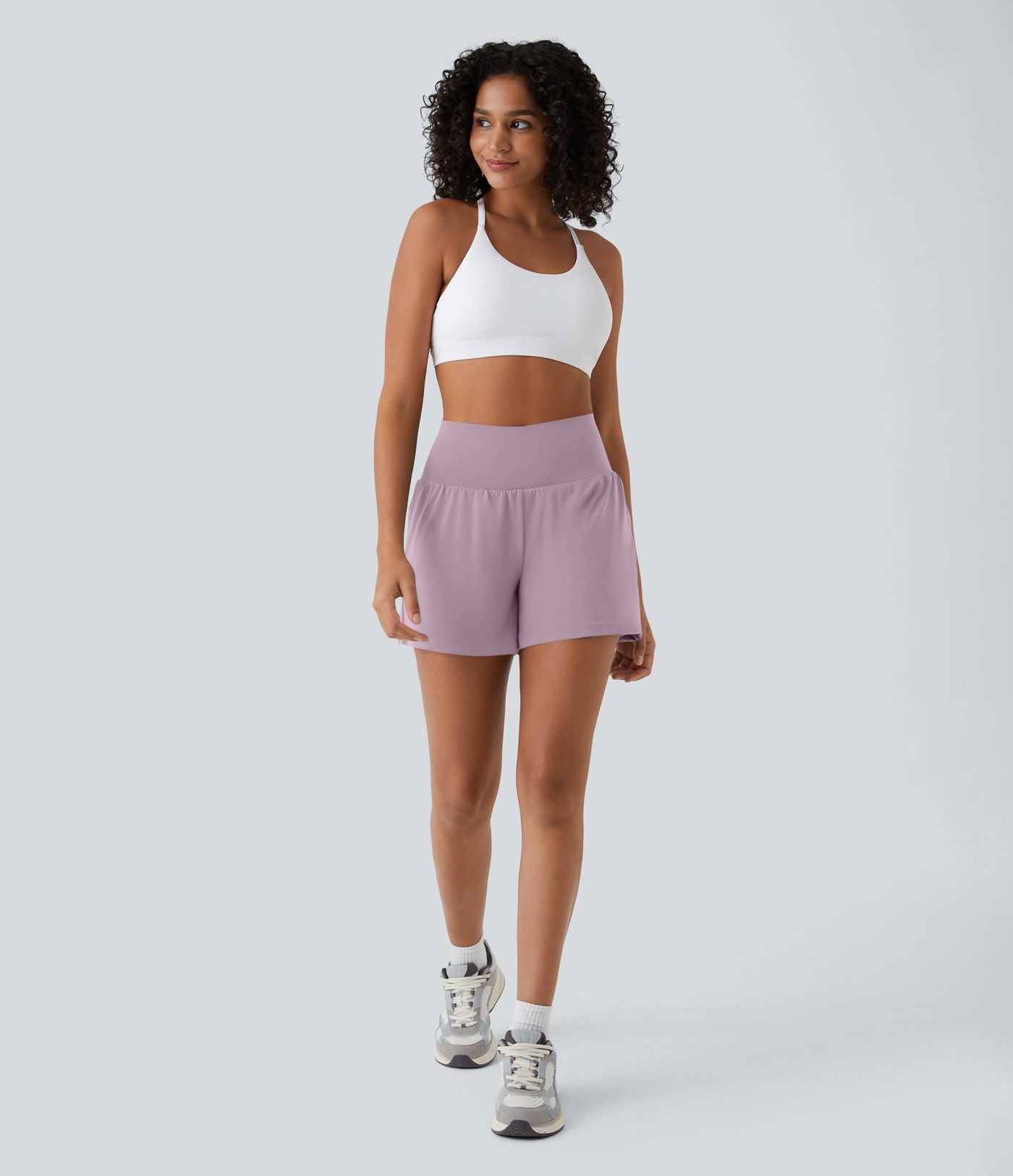 Short yoga 2-en-1 SoftlyZero™ Airy effet frais InstantCool taille très haute 12,5 cm avec poches, longueur allongée