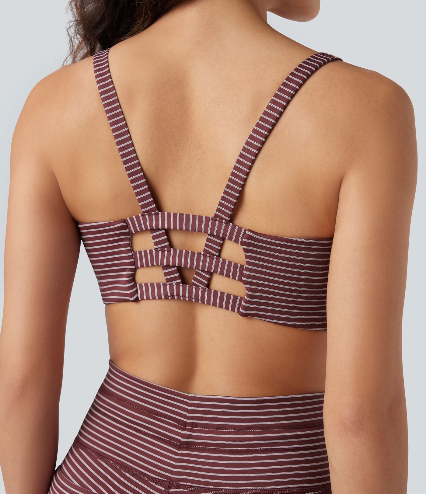 Brassière de sport yoga soutien léger col U à découpes rayé bonnets A-C