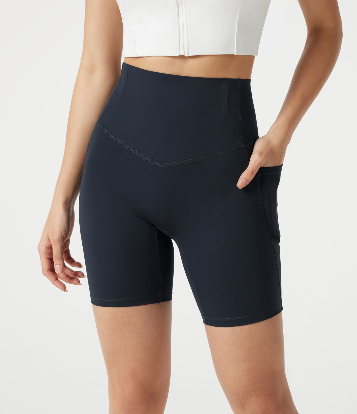 Short cycliste gainant taille haute Halara UltraSculpt™ 17,5 cm avec poches