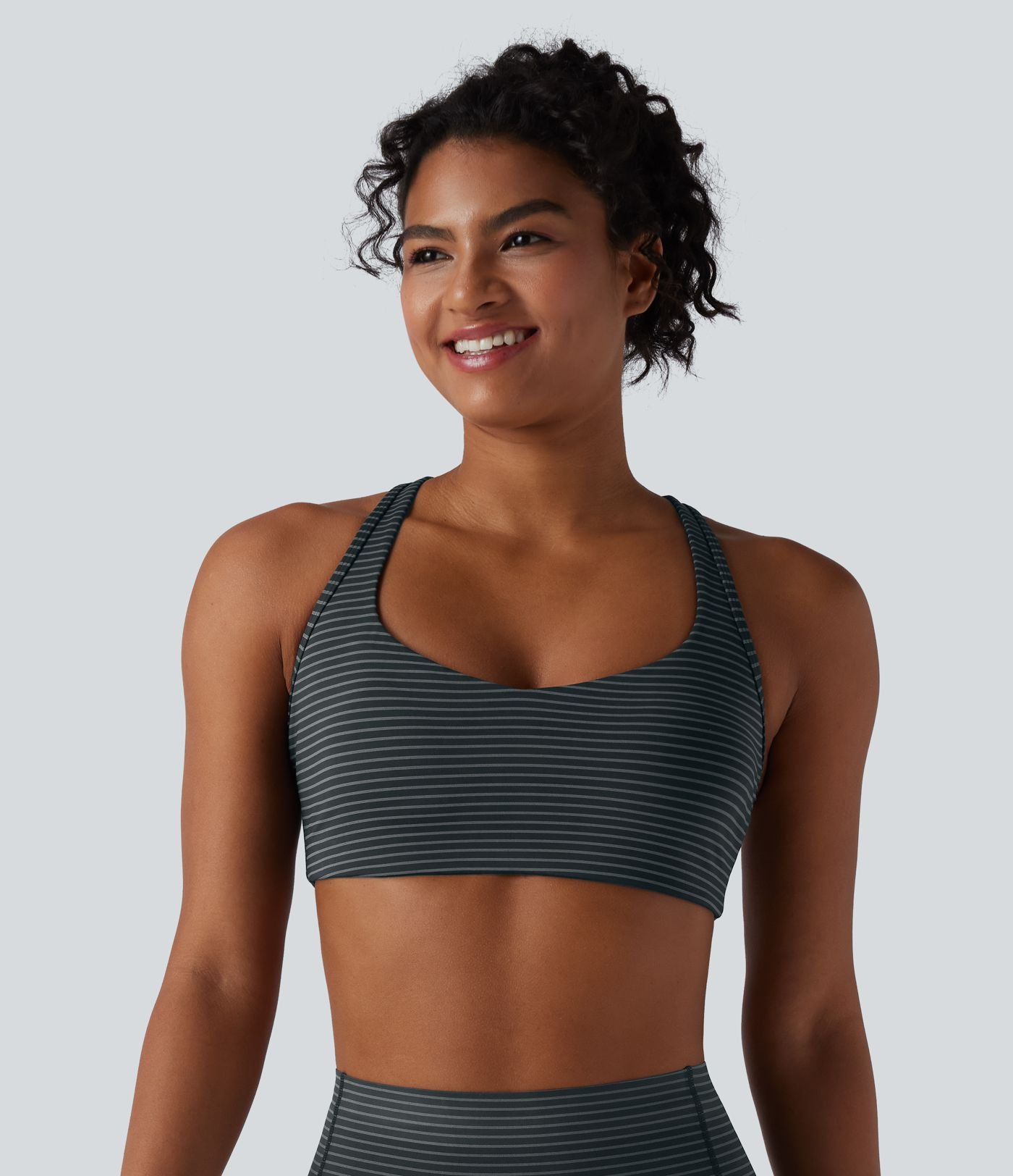 Brassière de sport d'entraînement soutien moyen dos nageur à rayures