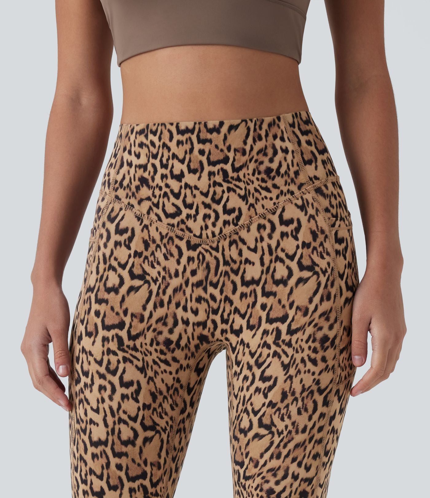 Legging d'entraînement taille haute gainant effet push-up imprimé léopard Halara UltraSculpt™ avec poches