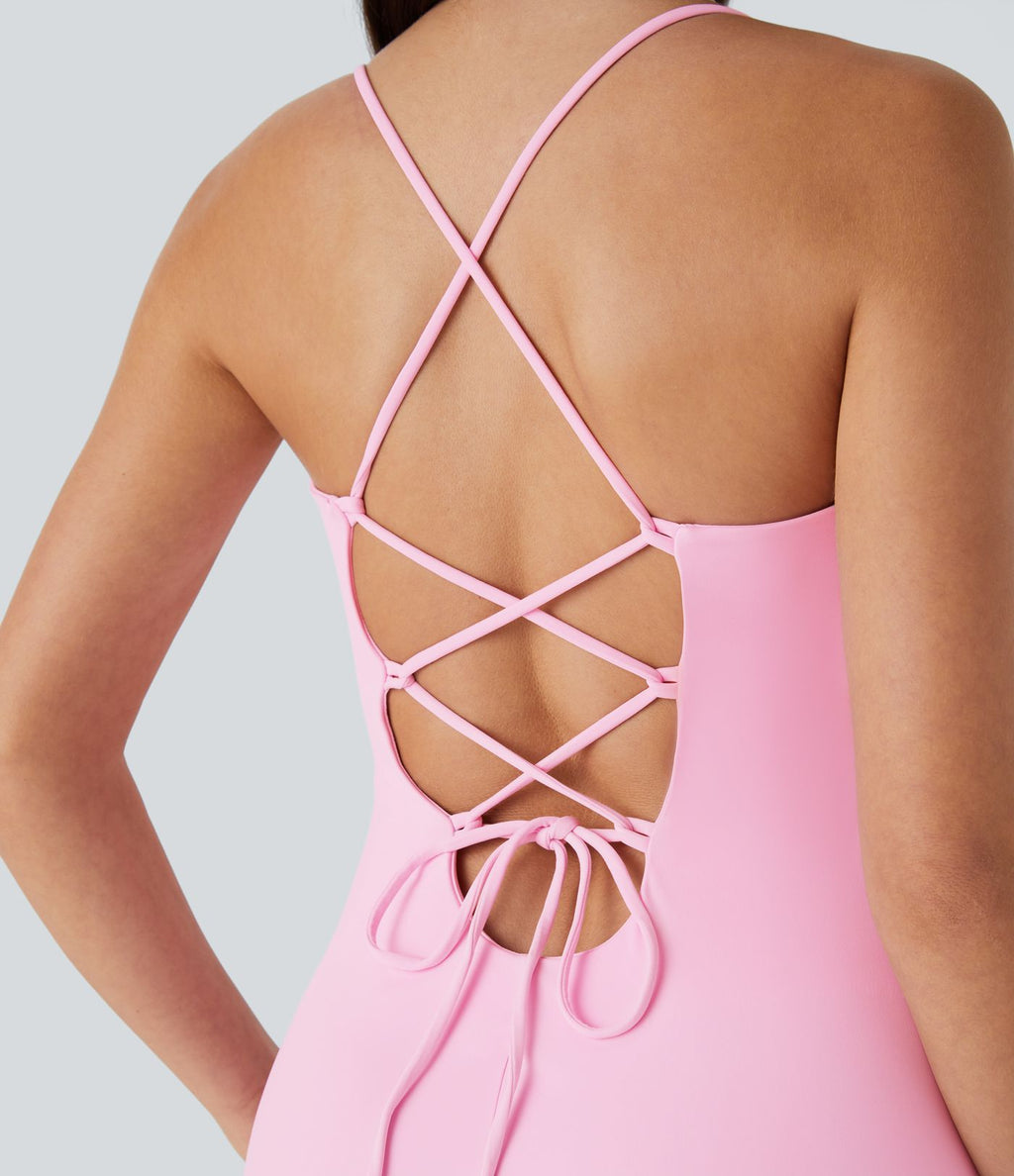 Robe moulante SoftlyZero™ Airy fendue à effet frais InstantCool, brassière intégrée, dos nu croisé à lacets, légèrement plissée pour invitée de mariage et demoiselle d'honneur