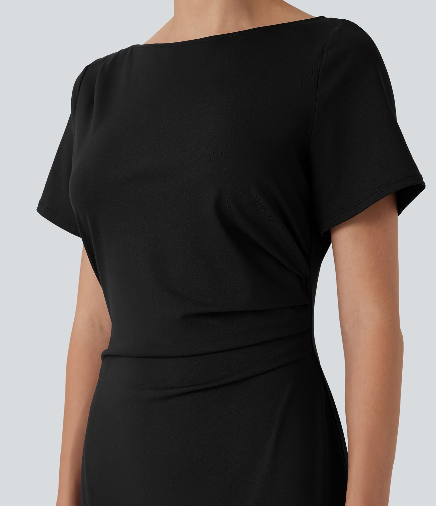 Robe tailleur mi-longue moulante manches courtes froncée