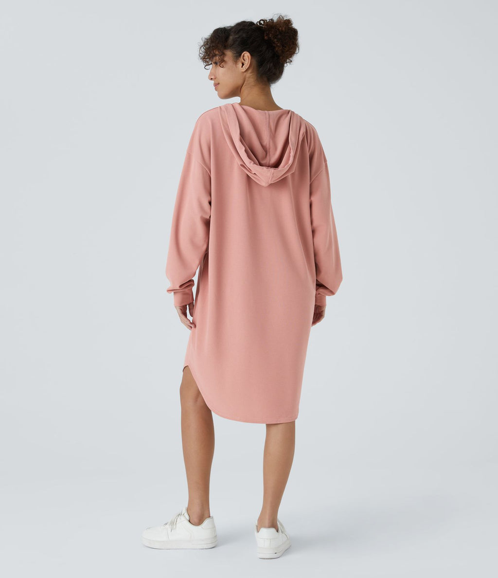 Robe Sweatshirt Casual à Capuche avec Cordon Poches Latérales Ourlet Courbé Asymétrique Oversize Mini en Tissu Gaufré