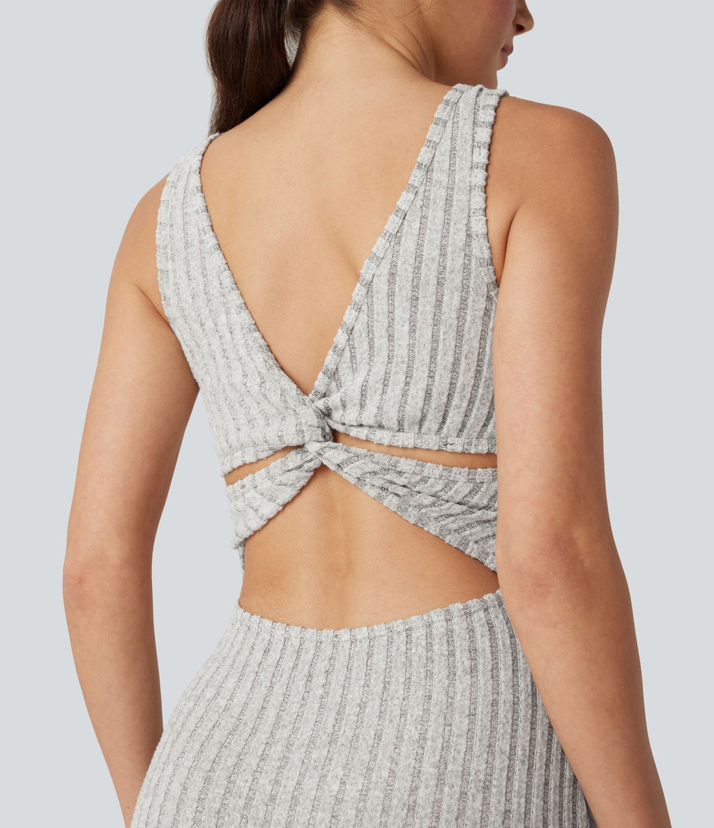 Robe longue moulante décontractée maille côtelée col carré sans manches dos torsadé avec fente