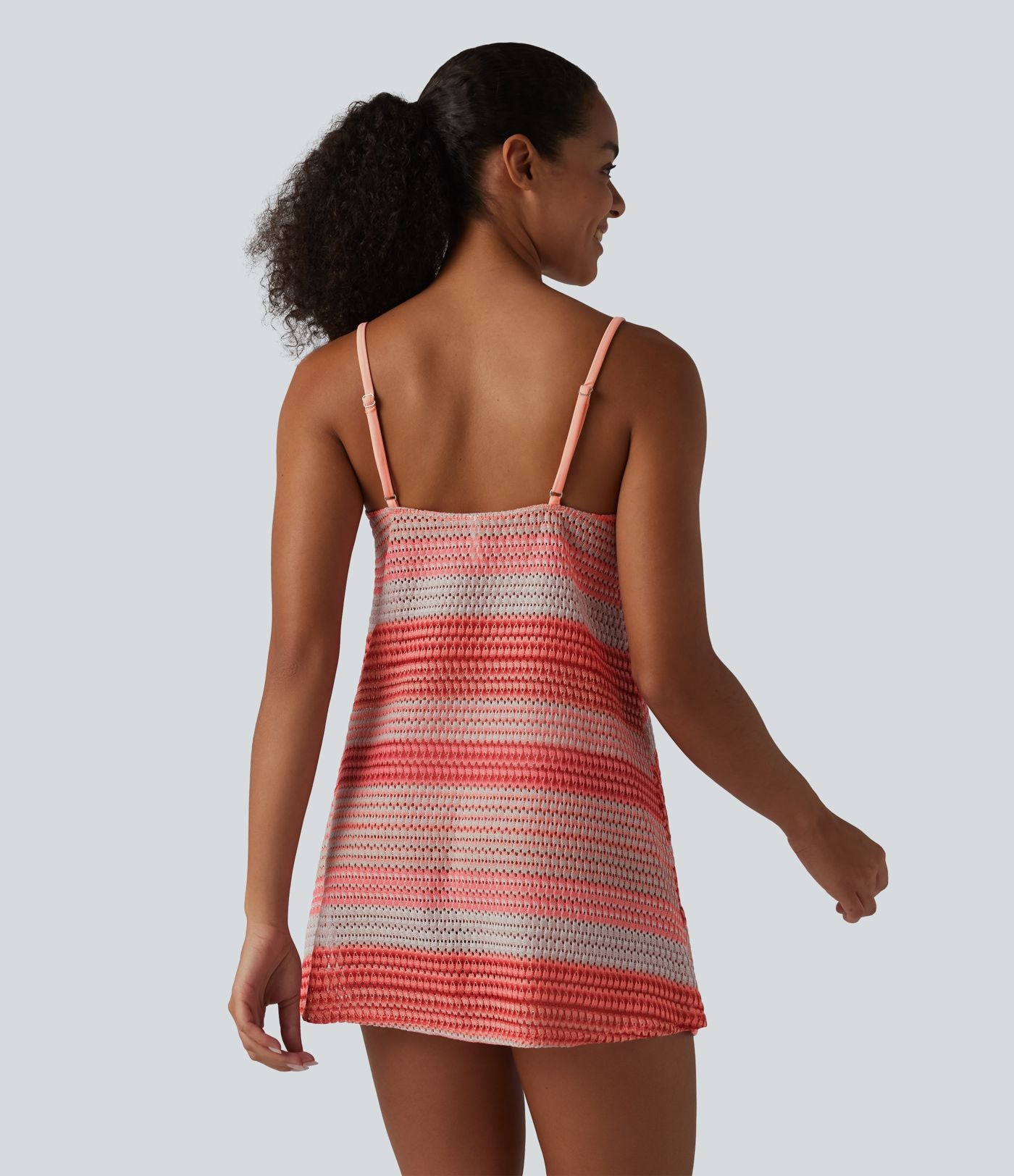 Robe de plage en maille crochet à bretelles réglables