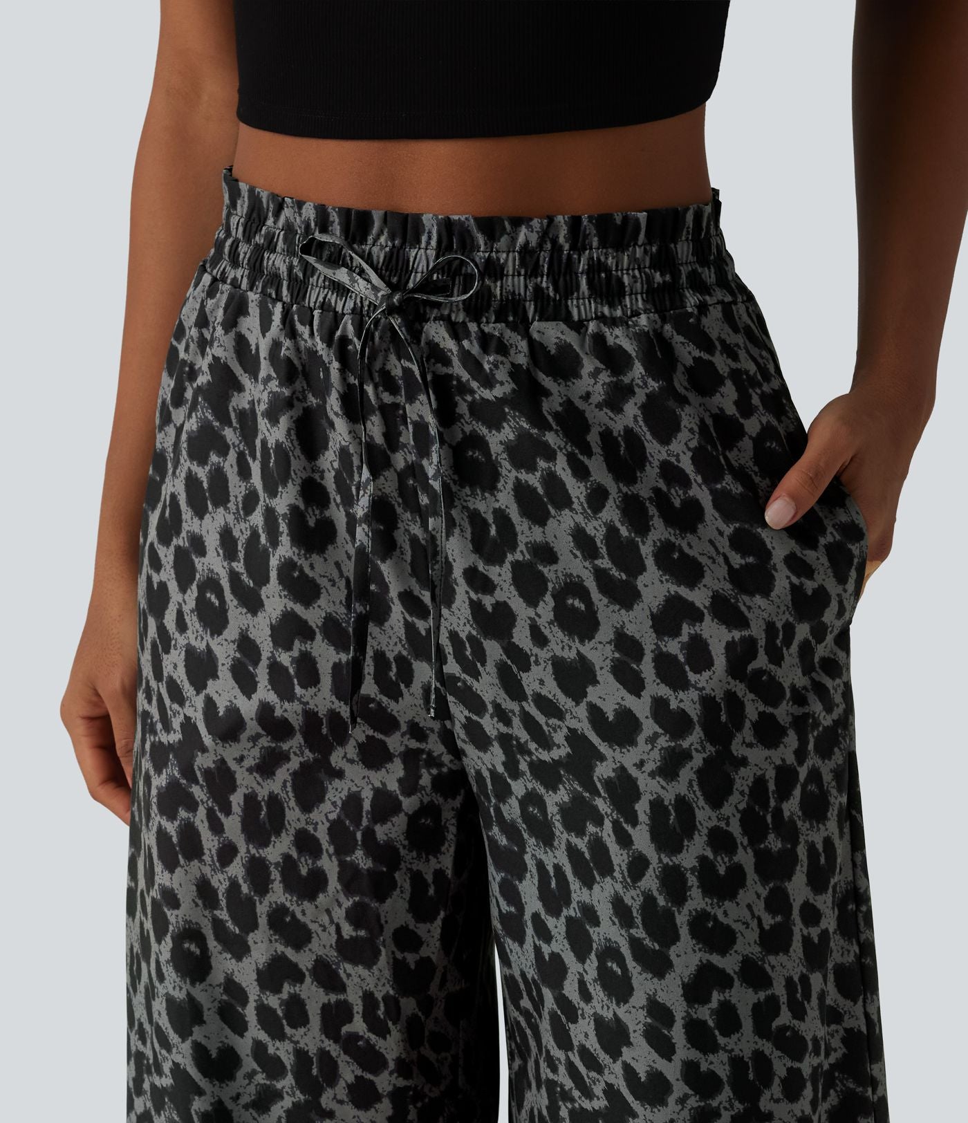 Pantalon large et fluide à imprimé léopard, taille haute avec cordon de serrage et poches latérales