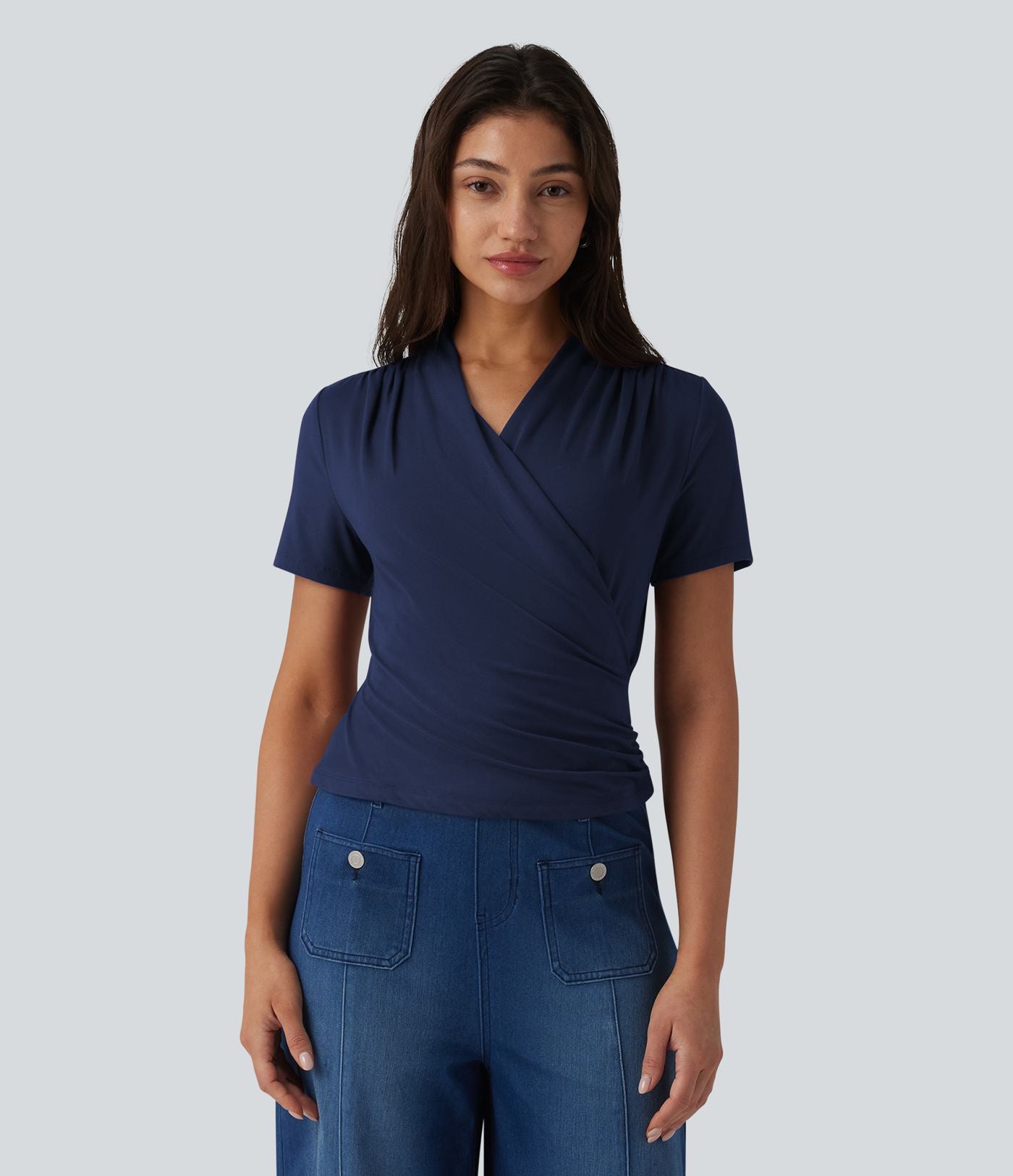 Blouse col V manches courtes pour le bureau