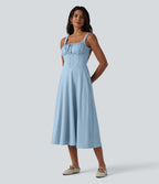 Robe fluide midi de villégiature sans manches, encolure carrée, dos nu croisé, fronces et soutien-gorge intégré