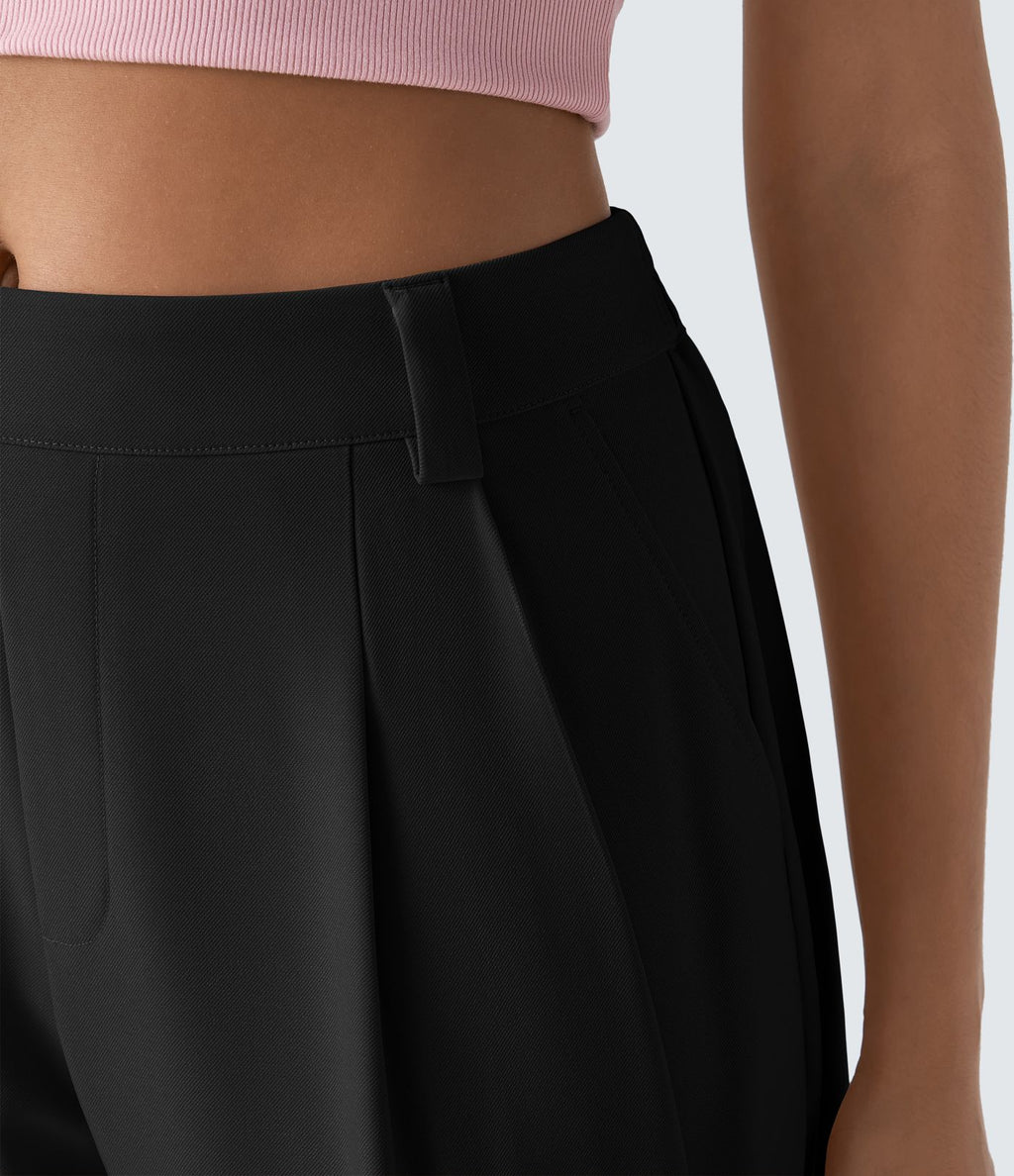 Pantalon tailleur ample, taille moyenne, coupe barrel, à poches