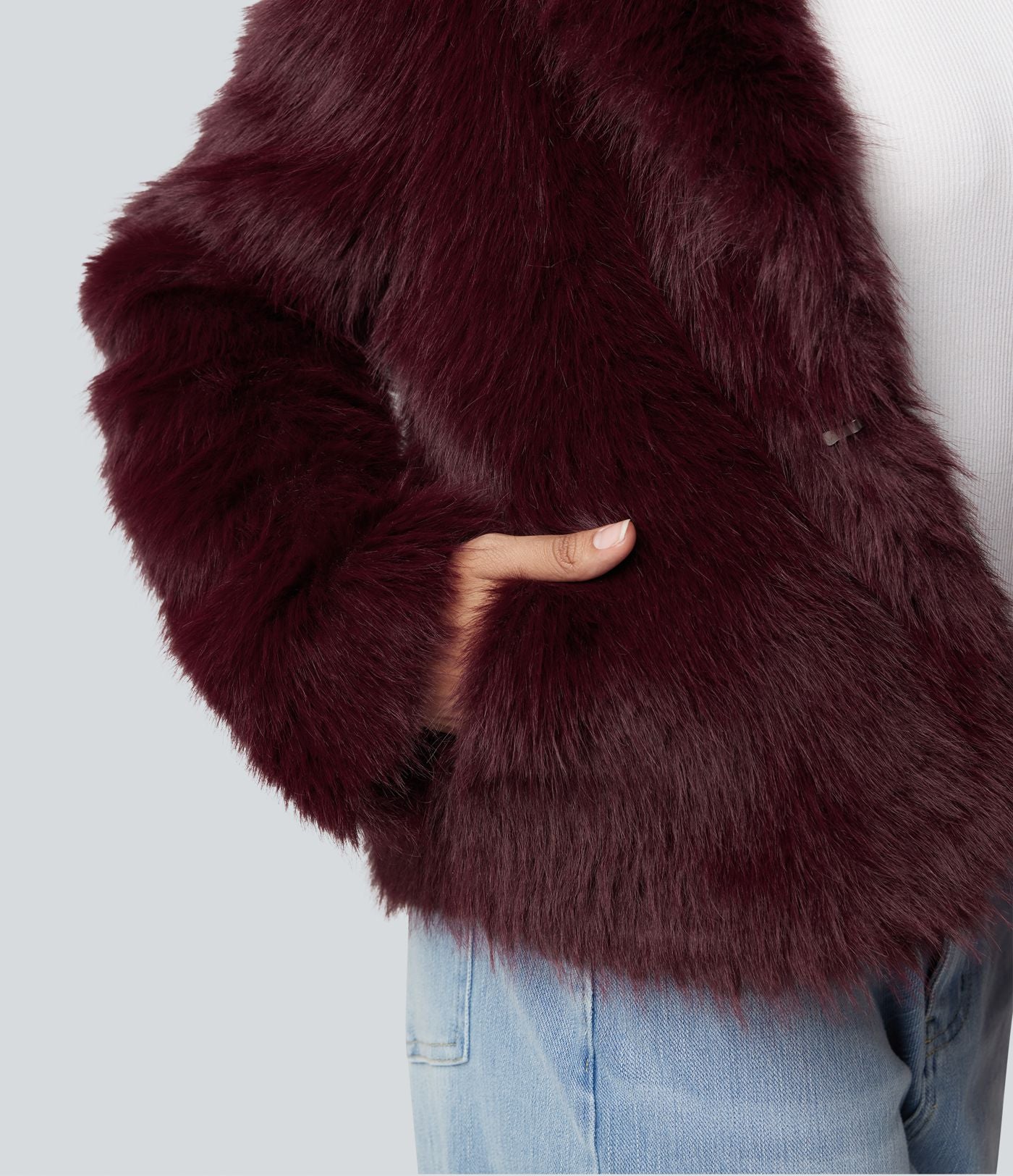 Manteau cape fausse fourrure col revers manches longues avec poches