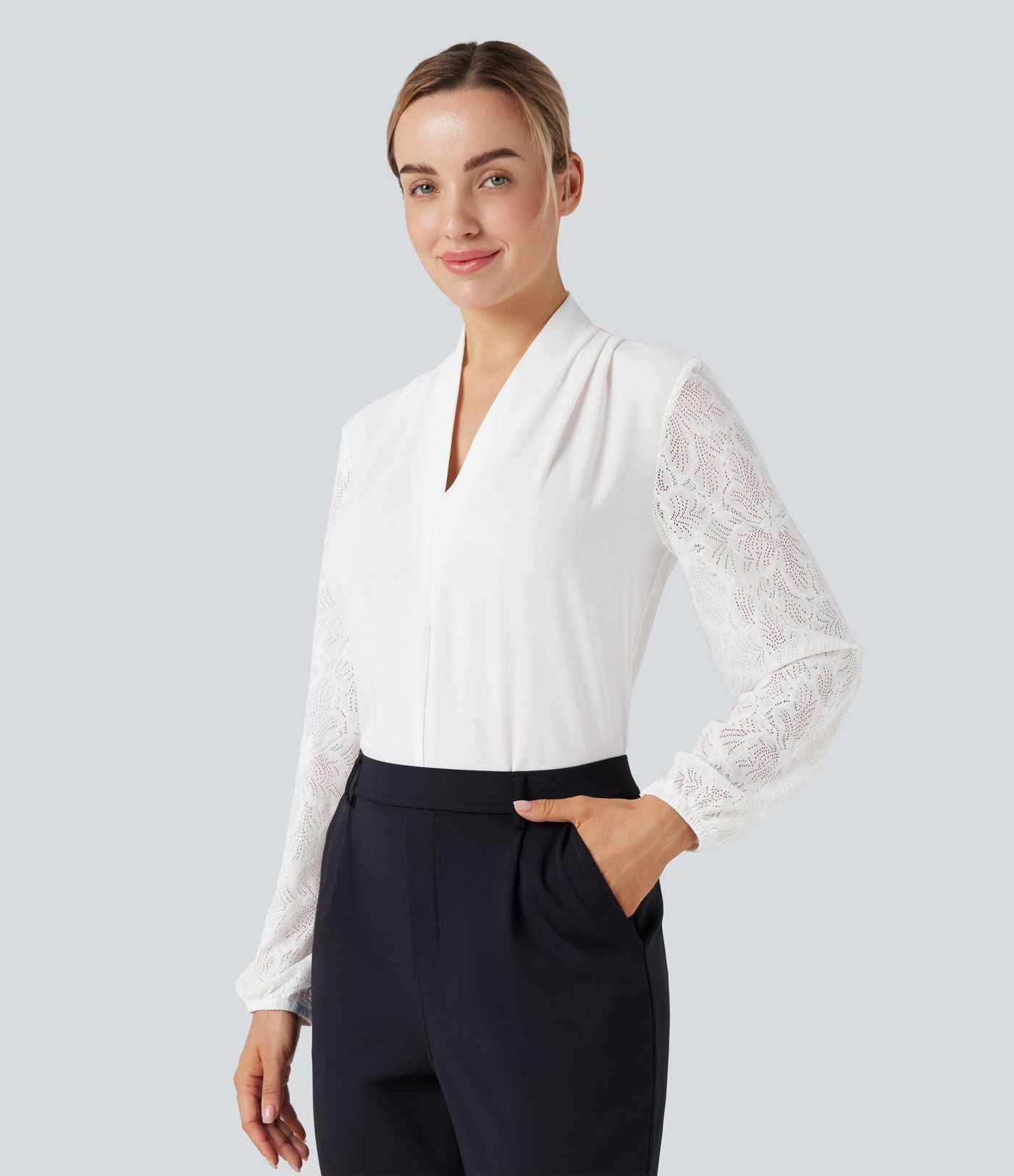 Blouse col V manches longues dentelle contrastante