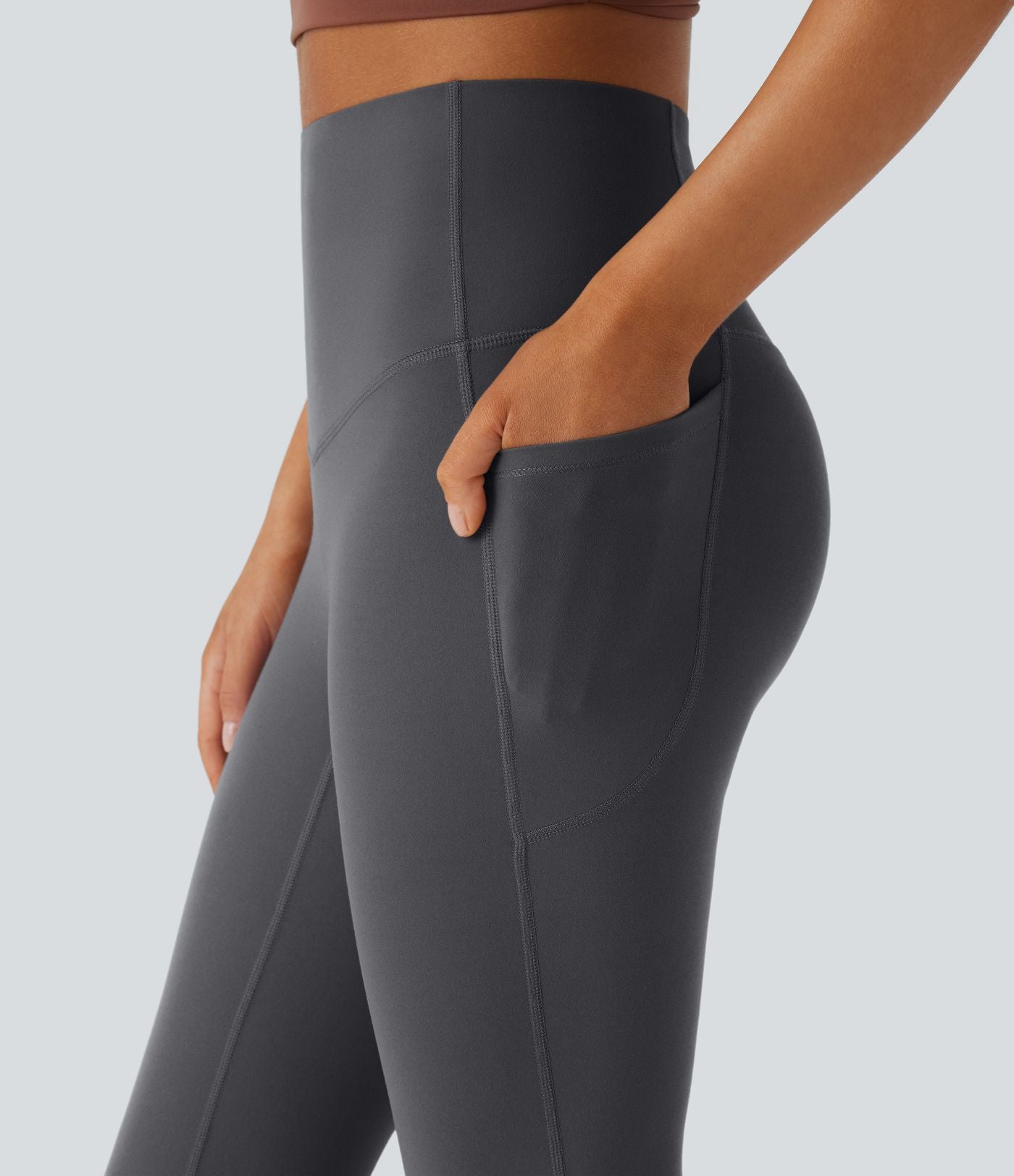 Pantalon de yoga à coupe bootcut gainant taille haute avec poches Halara UltraSculpt™
