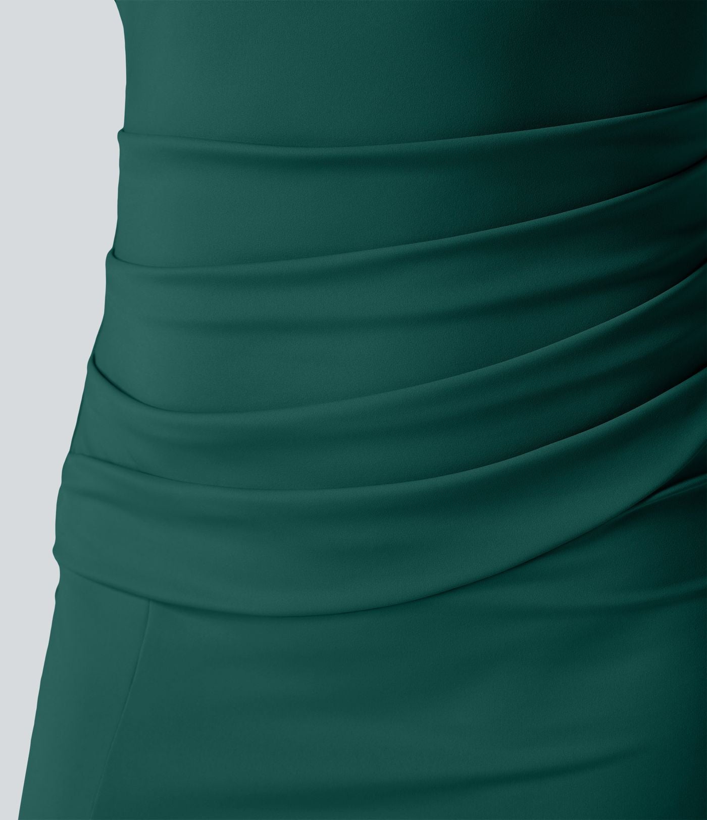 Robe corset midi moulante ruchée à encolure carrée, dos nu, brassière intégrée