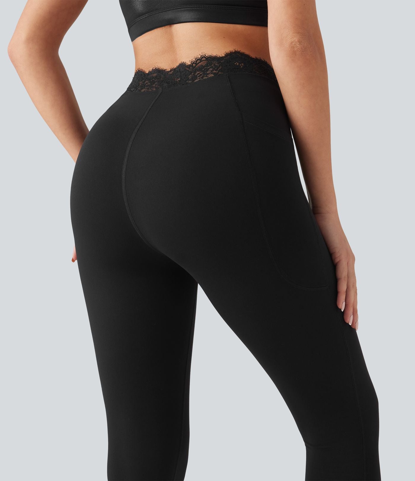 Legging de yoga Halara UltraSculpt™ taille haute, ceinture en V, dentelle contrastée, à poches