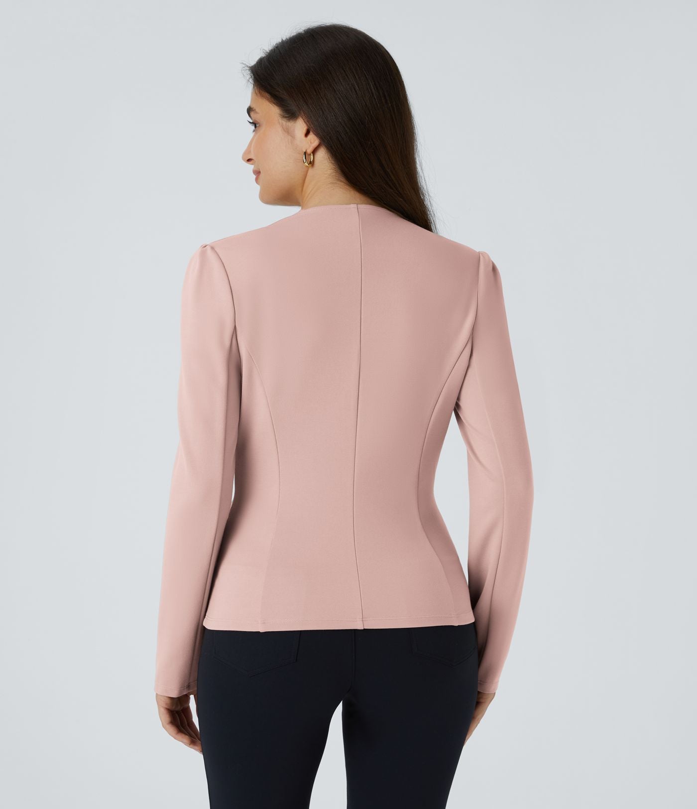 Blazer tailleur ajusté à col rond, manches longues avec boutons décoratifs