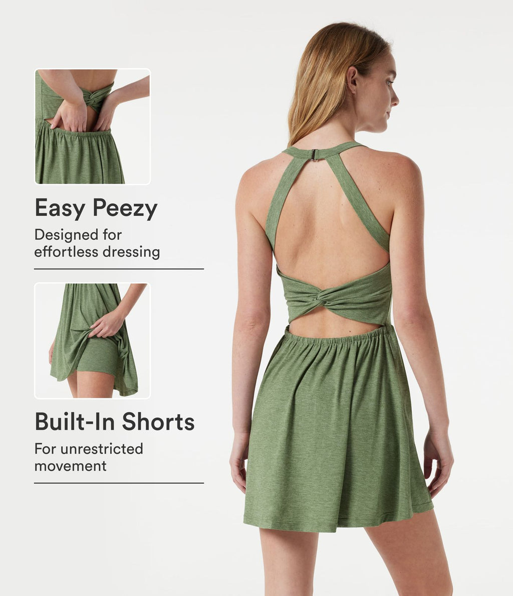 Robe mini casual fluide 2-en-1 col U avec brassière intégrée et poches — Édition Easy Peasy