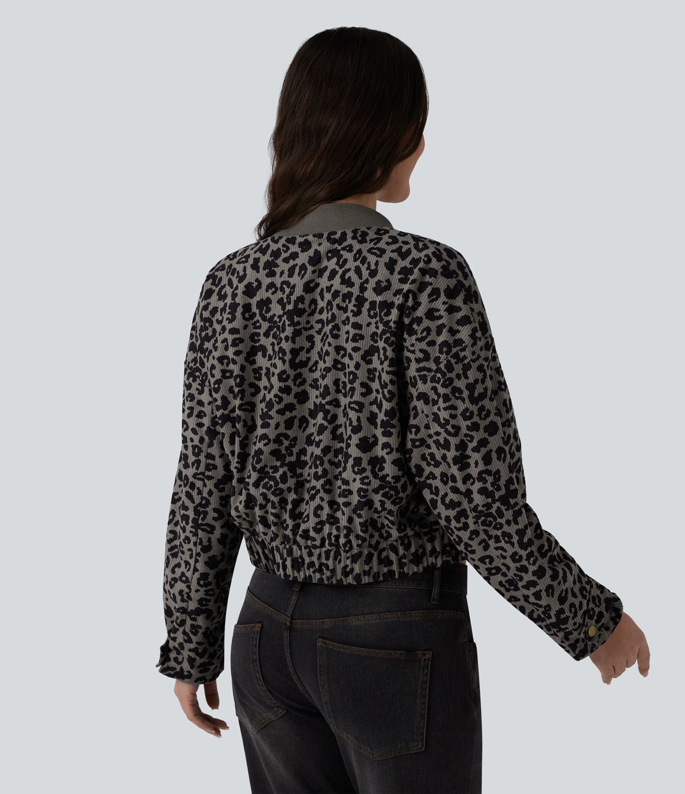 Veste bomber manches longues imprimé léopard avec poches