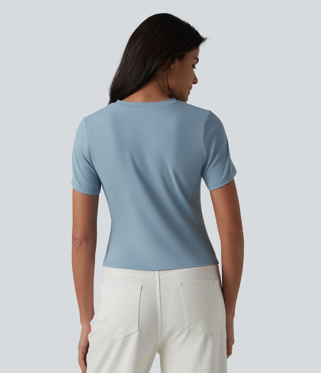 T-shirt décontracté col rond manches courtes froncé ourlet asymétrique