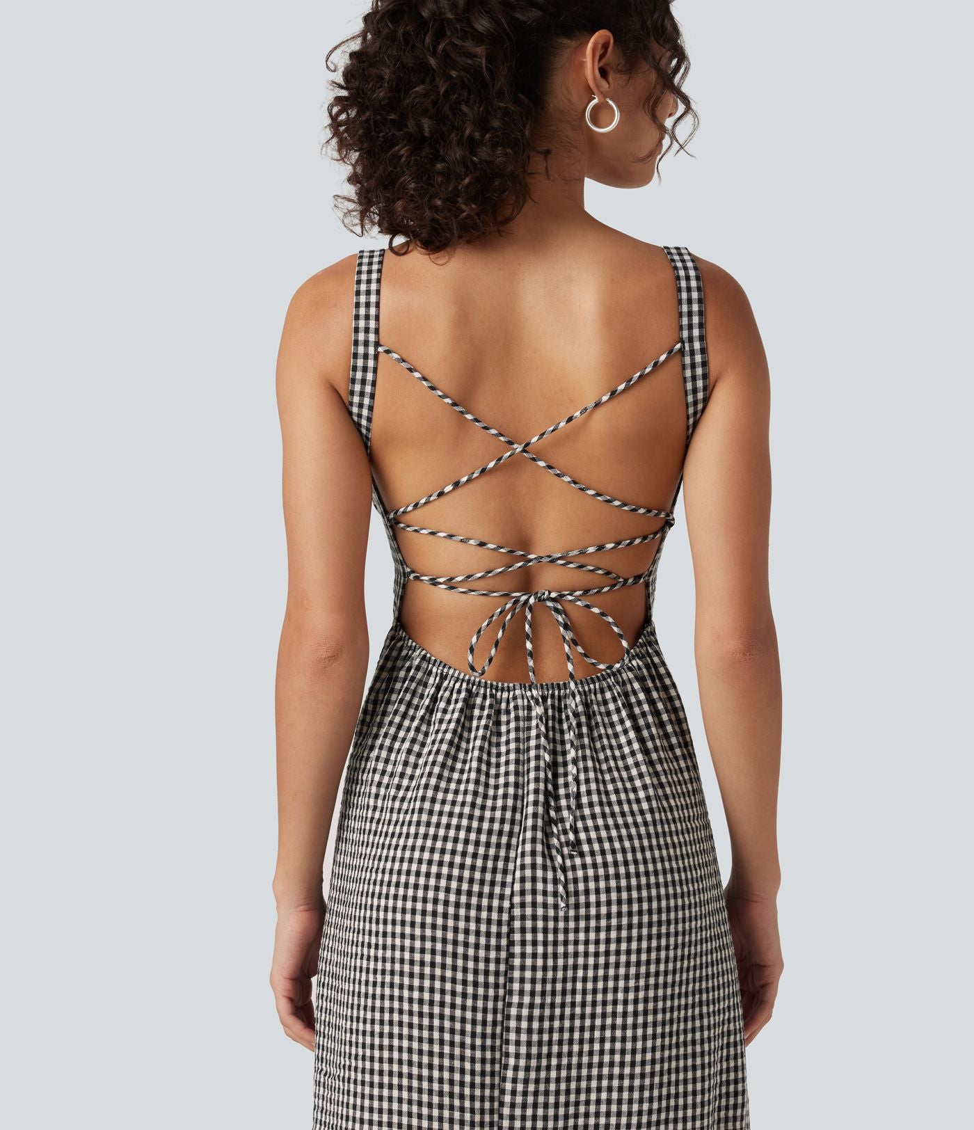 Robe midi fluide style vacances effet lin à motif tartan, encolure carrée, dos nu croisé et corset